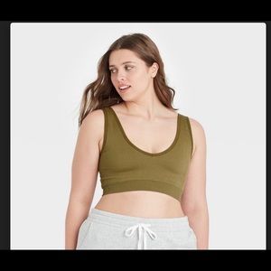 NWOT colsie seamless bralette